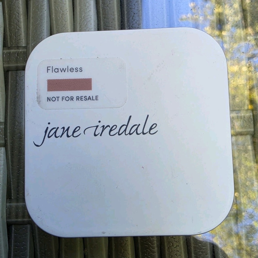 New Jane Iredale PurePressed Blush FLAWLESS 3.2g Compact Mirror 1L1 Discontinued